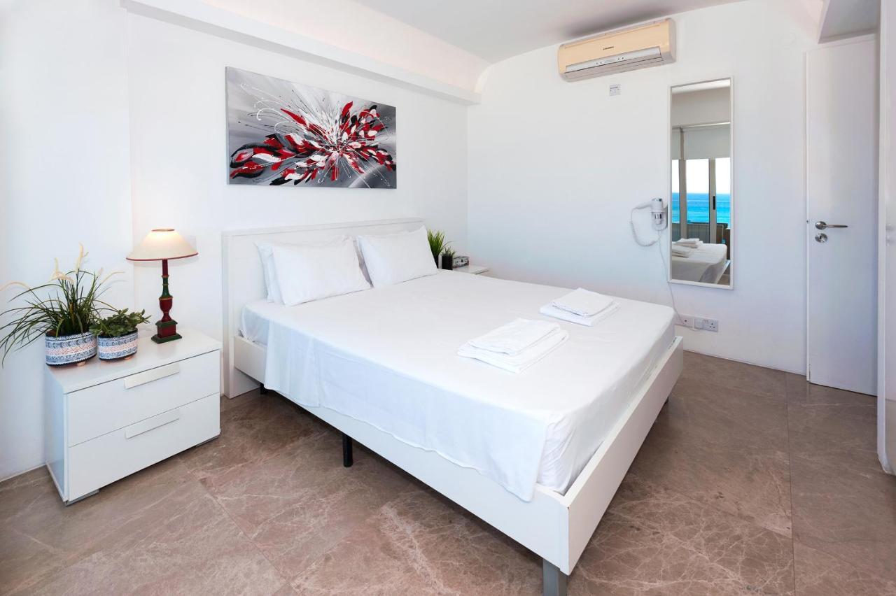 Apartment Marina - Beachfront Protaras Exterior foto